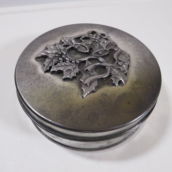 Vintage Metzke Pewter Holiday Metal Tin TARNISHED Bells & Holly Winter Christmas - Picture 2 of 8